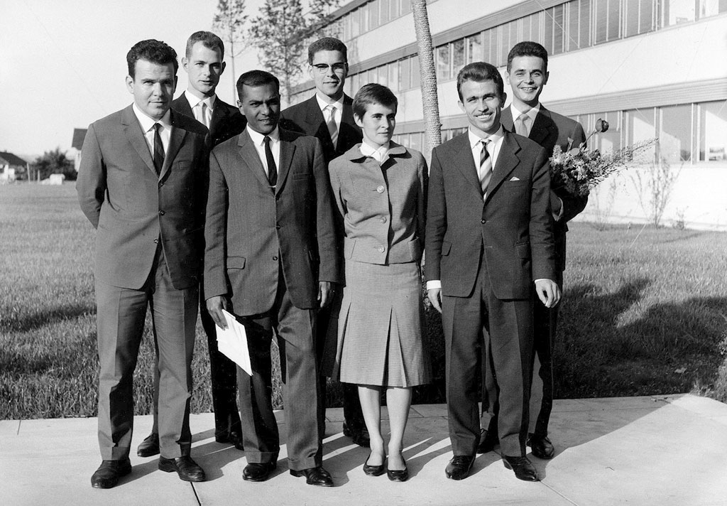 1963